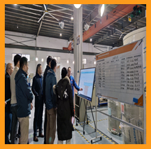 预见创研企业家学员们走进尊龙凯时生产车间